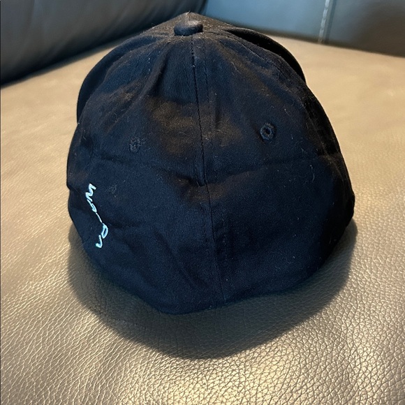 Volcom Full Stone Flexfit hat in black, EUC - Picture 4 of 7